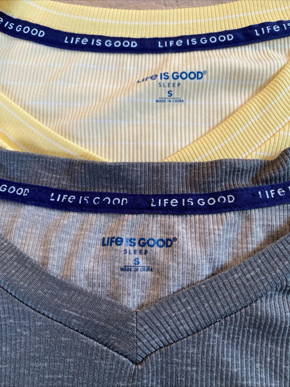2- Life Is Good Sleep Shirts Night Shirt/Nightgown Gray Yellow Size Small NWOT - Picture 6 of 9